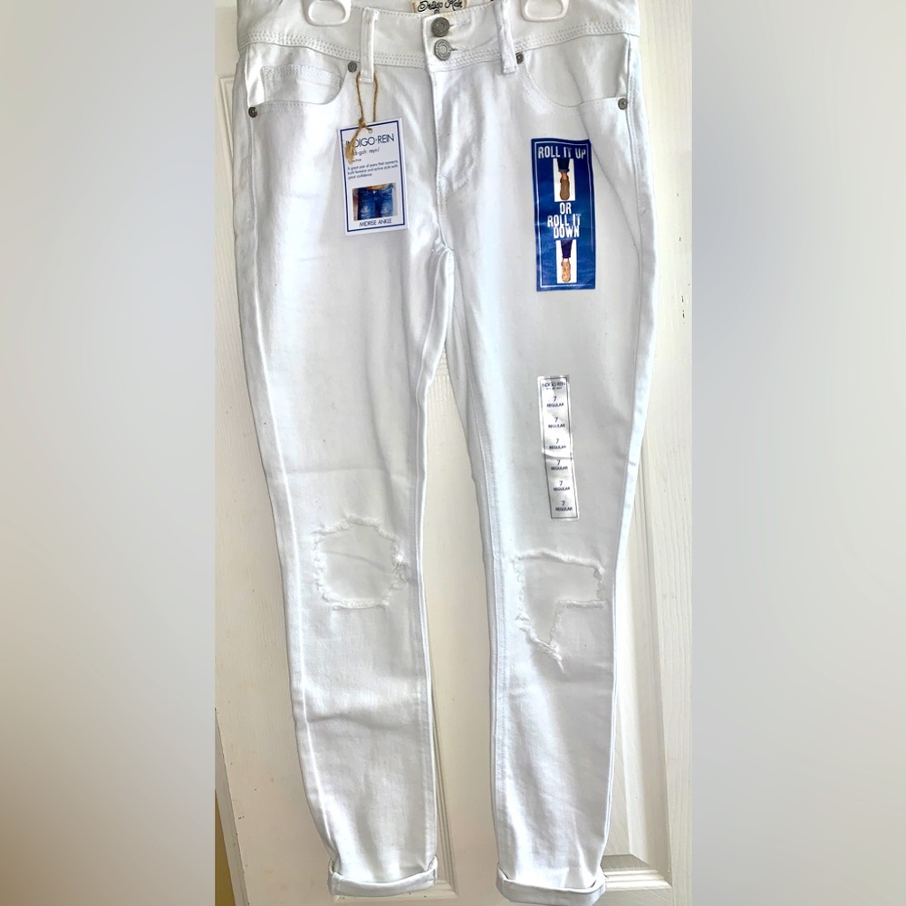 White Ripped Jeans Size 7